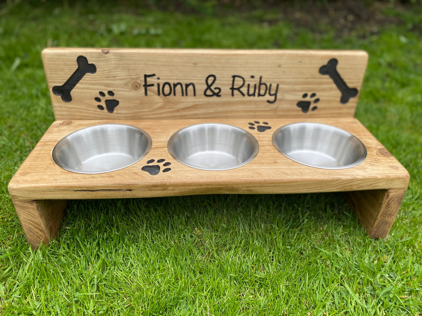 Dog/ Cat Feed and Water Station with Personalised Backsplash