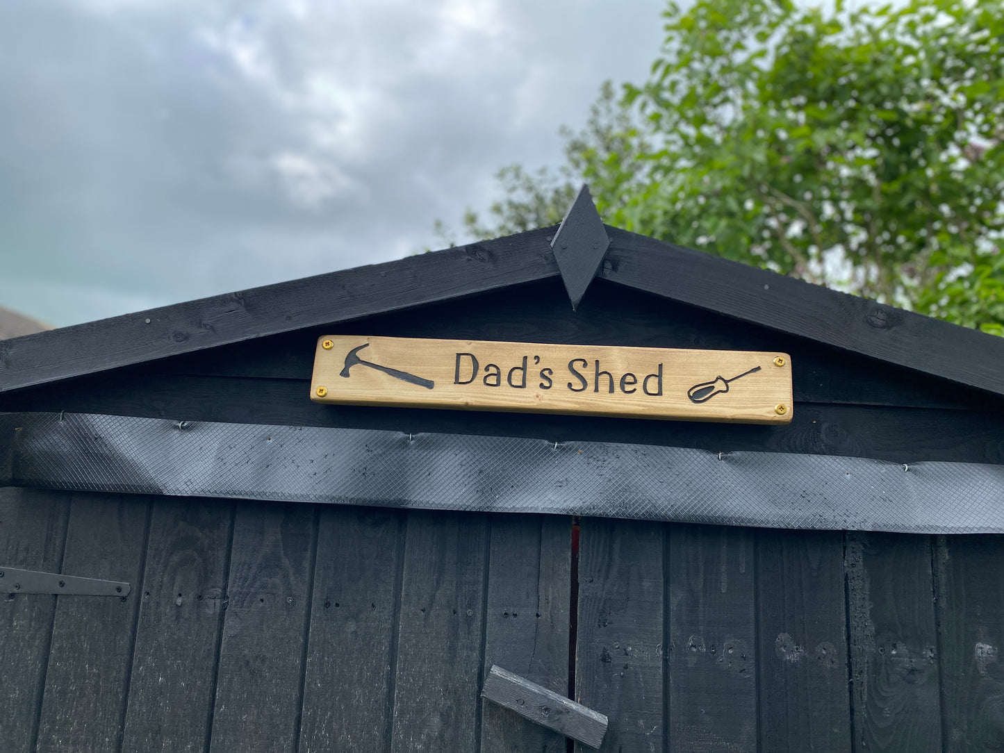 Freehand Routed ‘Dads Shed’ Sign