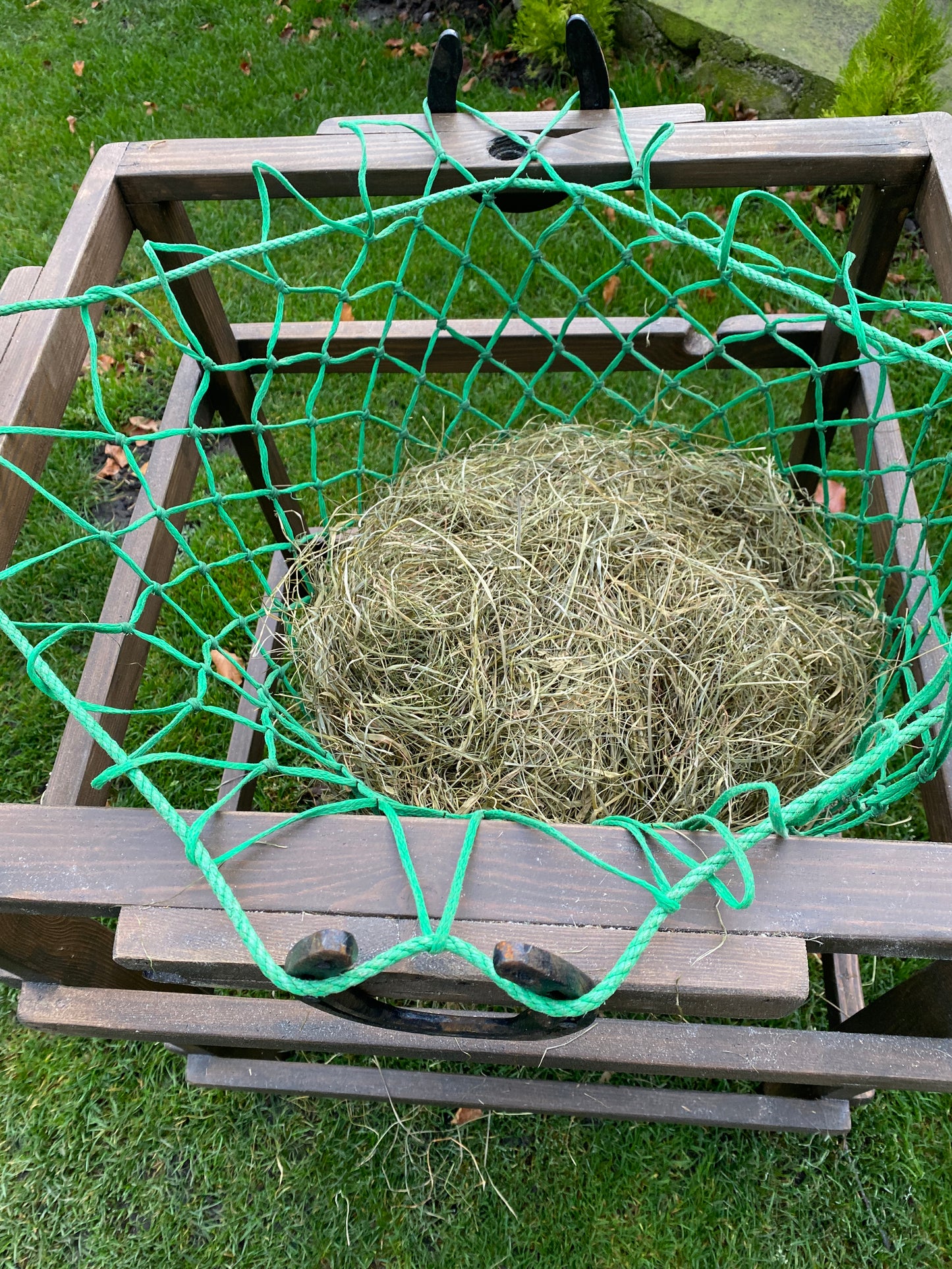 Haynet Filling Stand