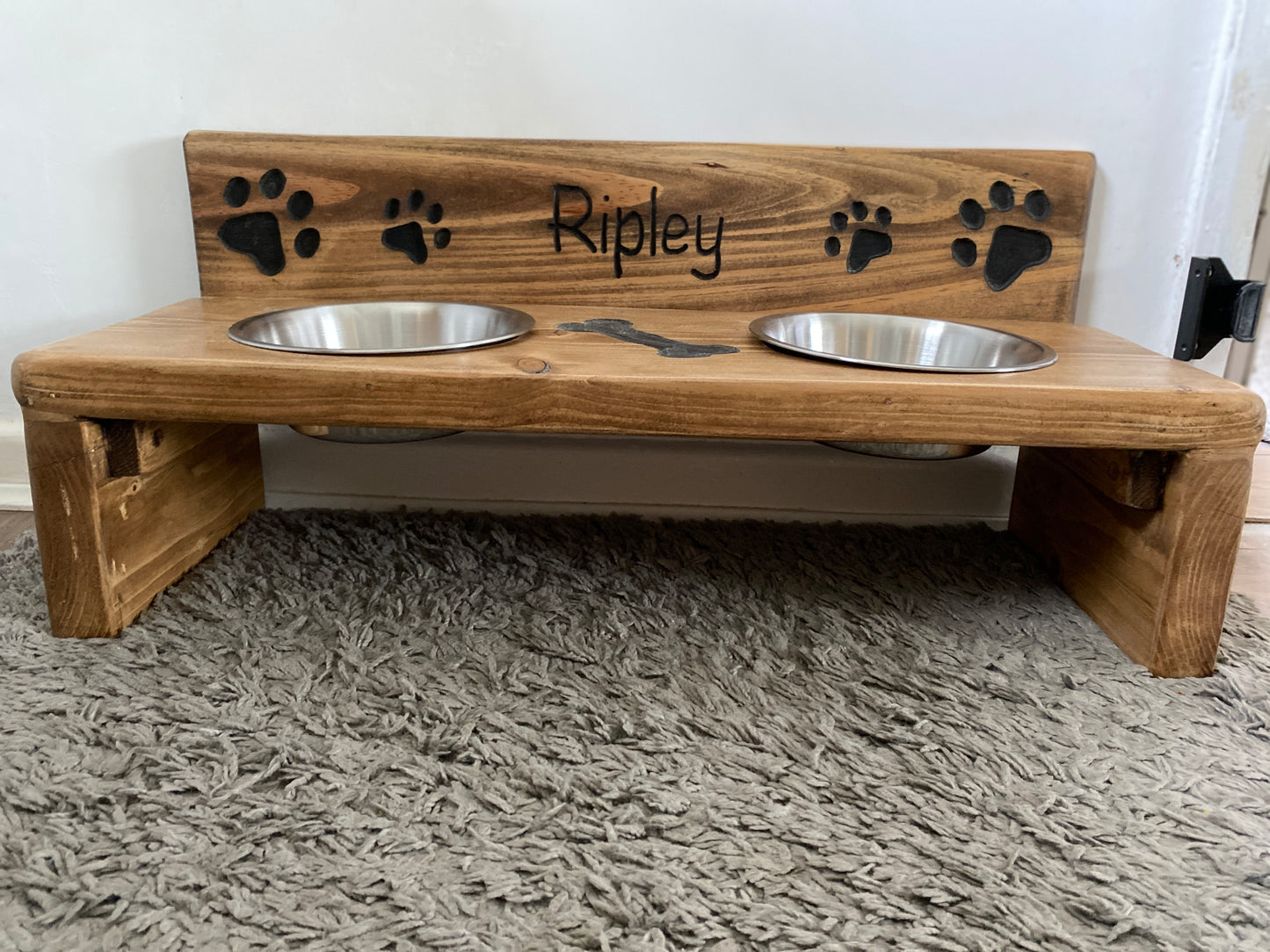 Dog/ Cat Feed and Water Station with Personalised Backsplash