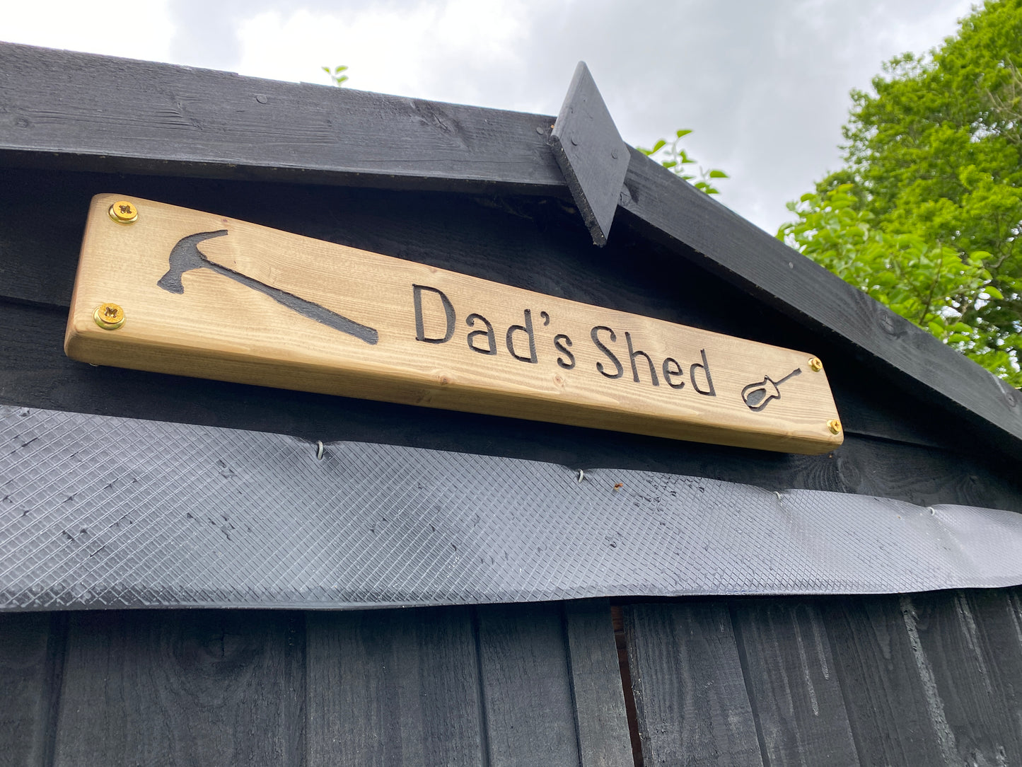 Freehand Routed ‘Dads Shed’ Sign