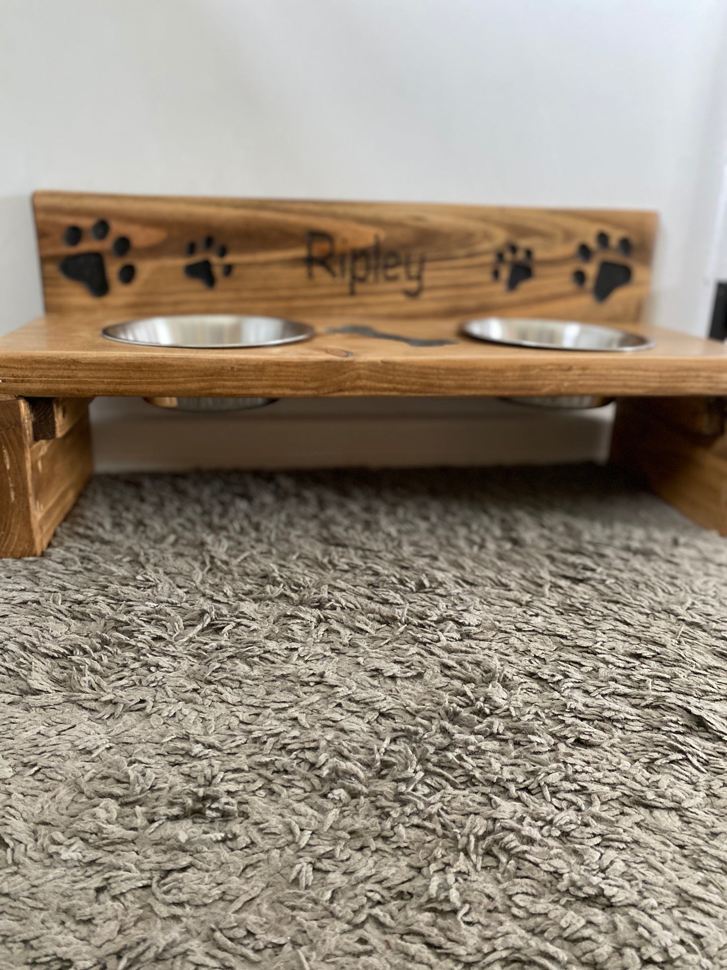 Dog/ Cat Feed and Water Station with Personalised Backsplash